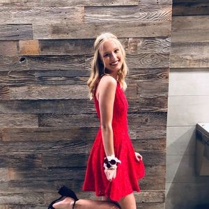 Meet your Posher, Sara